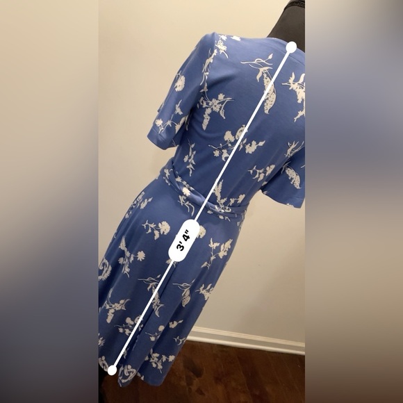 Ann Taylor Wrap Dress Size6 BlueWhite Floral Print Capsule Classic Timeless - Picture 9 of 12